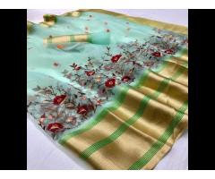 Pure handloom Banarasi saree with heavy zari weaving border work with high quality saree - Image 3