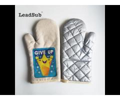 hristmas microwave oven gloves duo anti-scald high temperature heat insulation oven linen